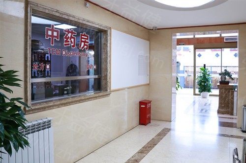 北京京一口腔医院进口种植牙多少钱一颗